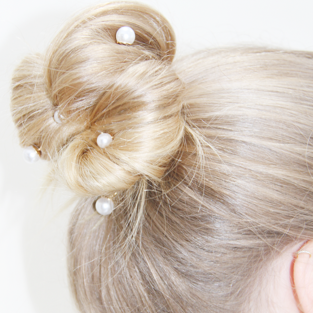 Set of 4 Pearl Hair Pins
